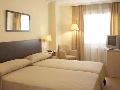 Hotel Room 2*